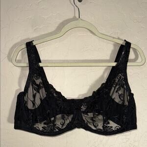 Soma sensuous lace unlined black bra size 44D.